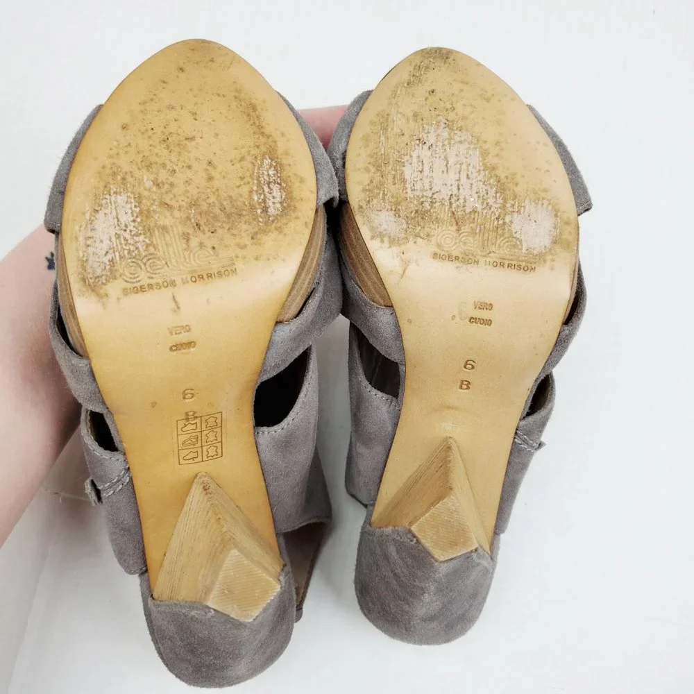 Belle Sigerson‎ Morrison Grey Suede High Cone Heels/Pumps Size 6